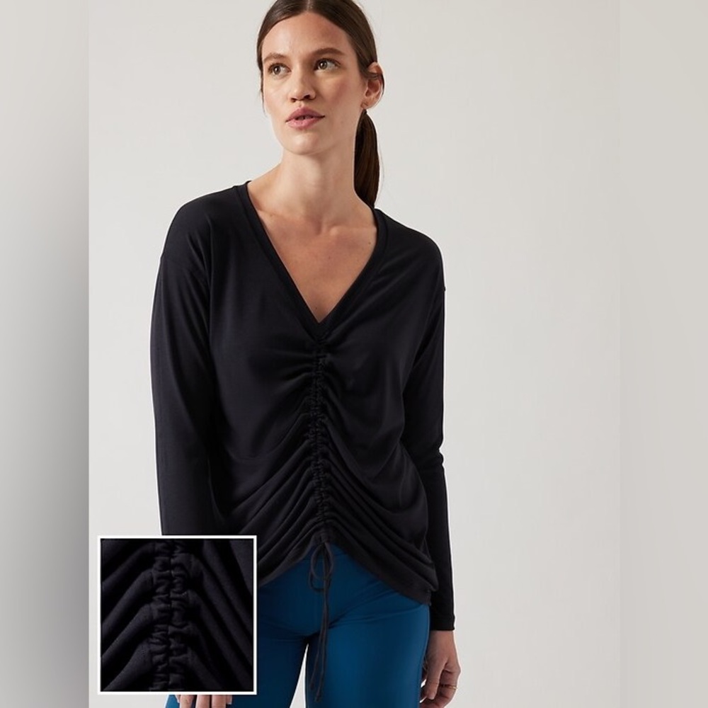 Athleta Crossover Ruched Long Sleeve Top